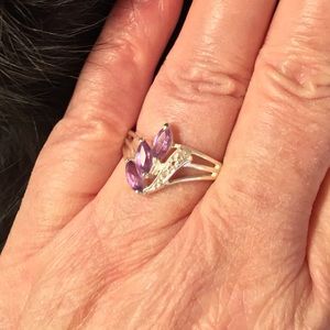 925 SterlingSilver 3Amethyst Spray ring w/💎? -1💎